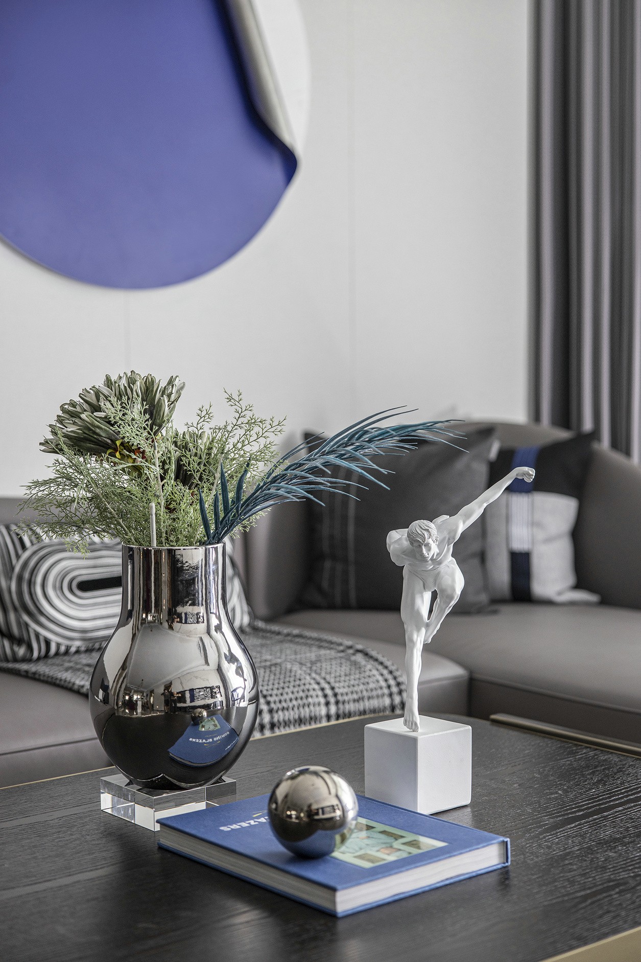 现代摩登风格家装设计室内装修效果图-客厅茶几 现代摩登风格家装设计室内装修效果图-客厅茶几